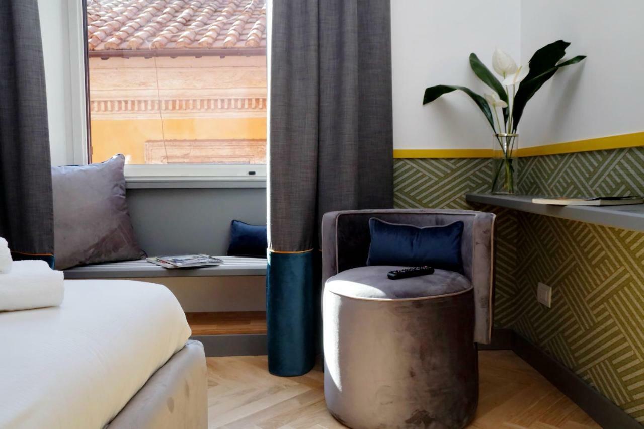 Roma Five Suites Bagian luar foto