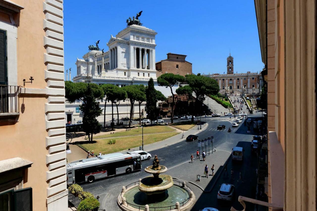 Roma Five Suites Bagian luar foto