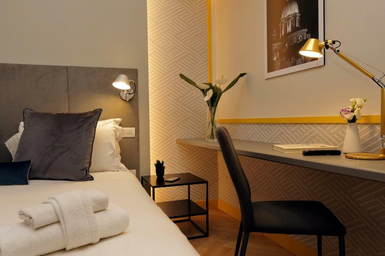 Roma Five Suites Bagian luar foto