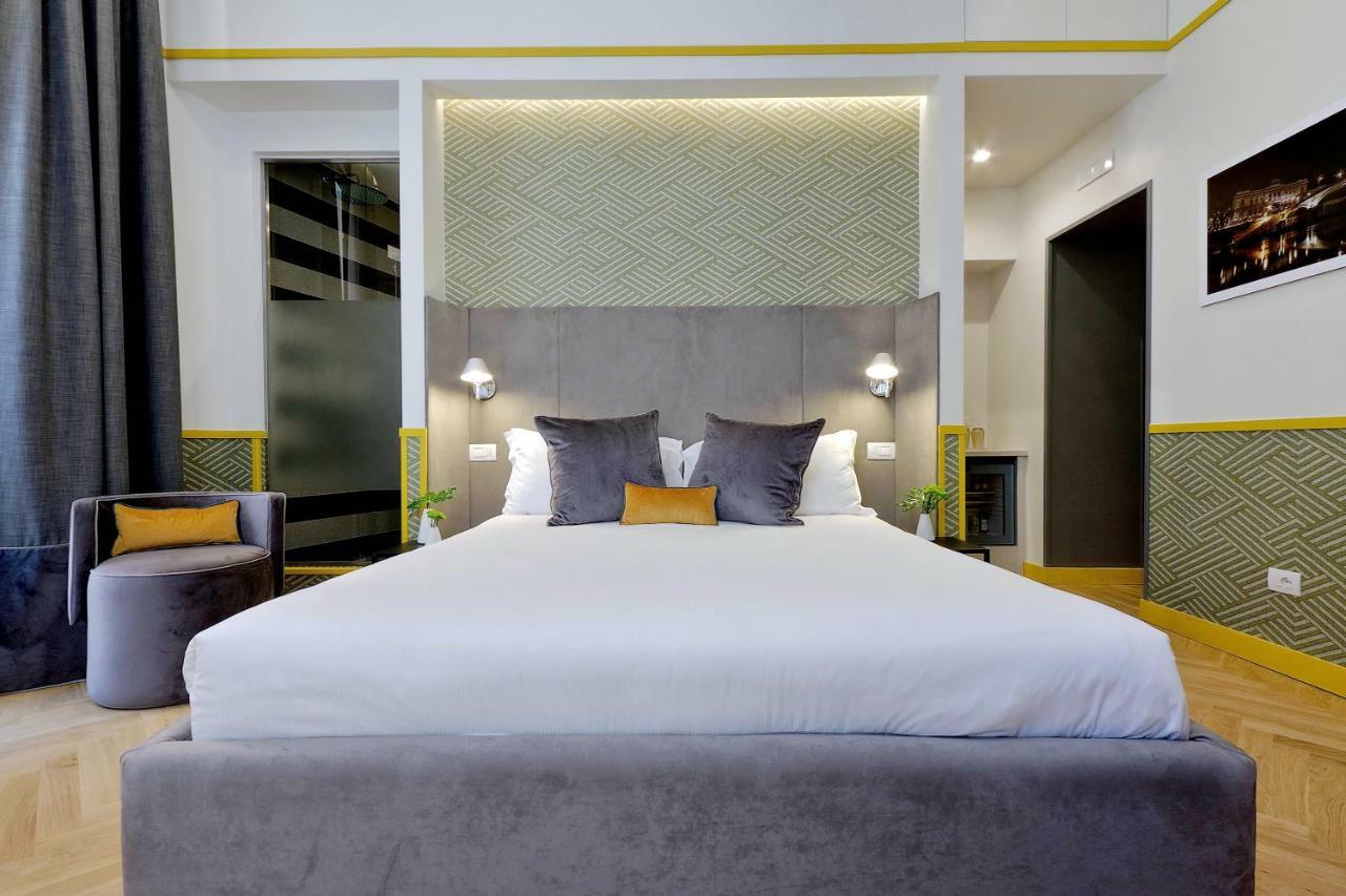 Roma Five Suites Bagian luar foto