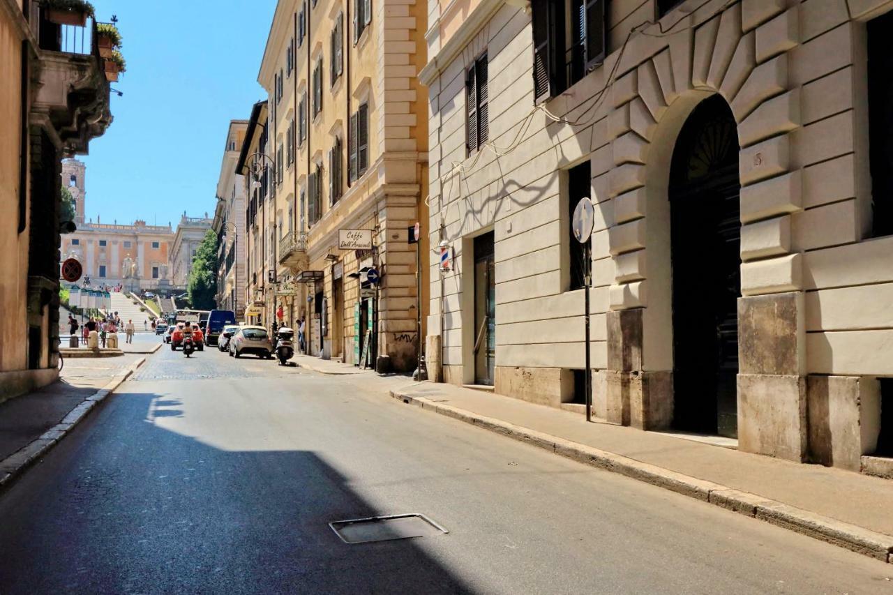 Roma Five Suites Bagian luar foto