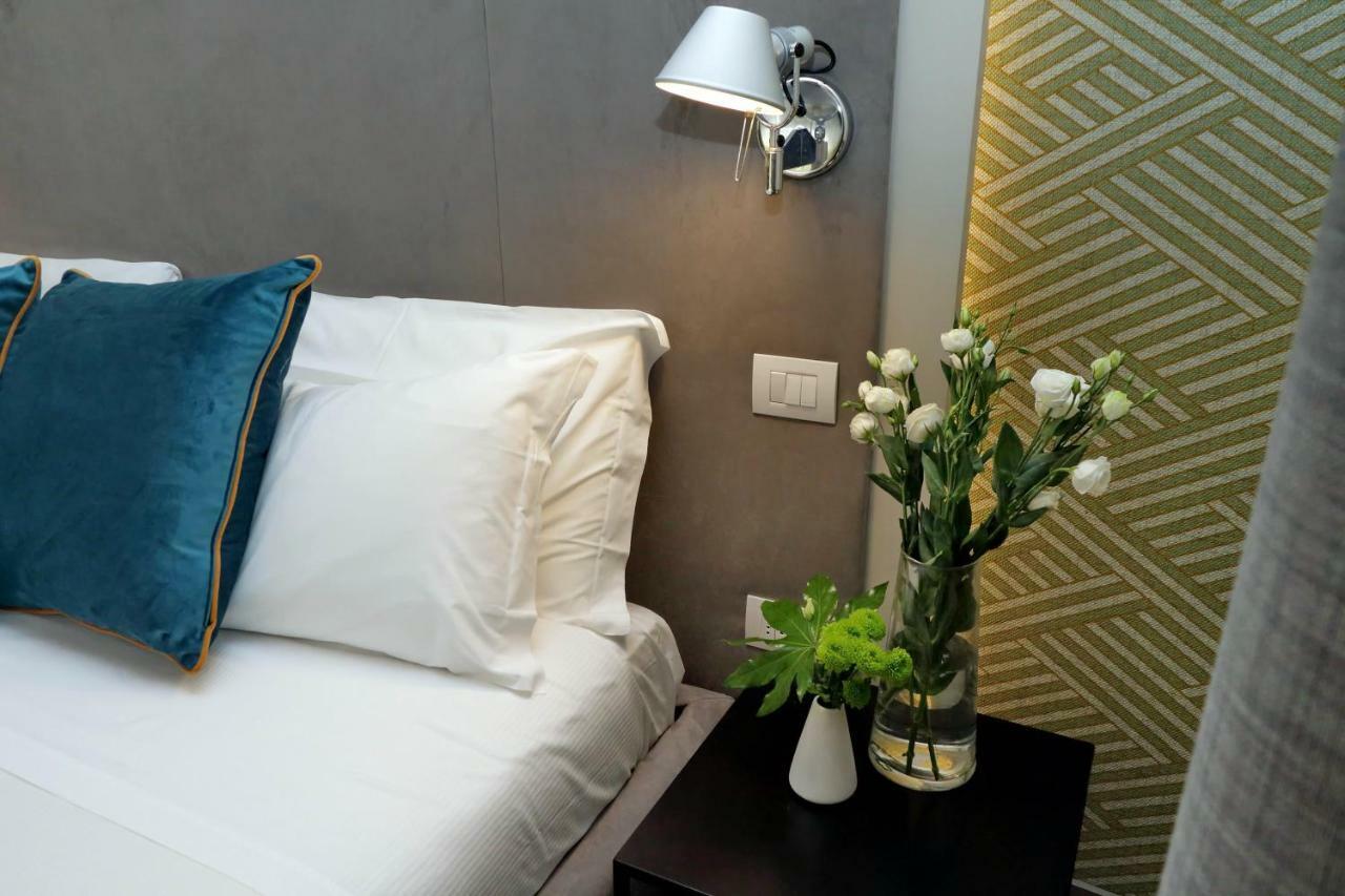 Roma Five Suites Bagian luar foto