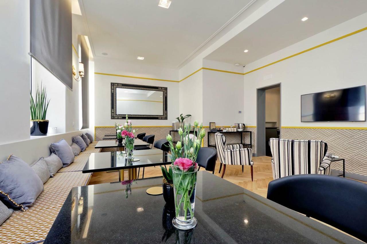 Roma Five Suites Bagian luar foto